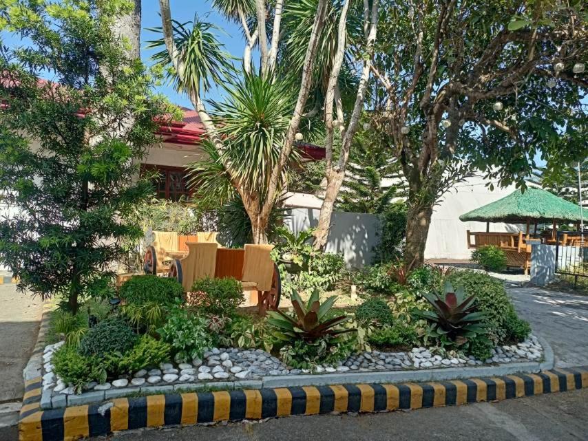 Amalfi718 Hotel Lipa City Dış mekan fotoğraf